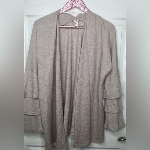 Faithful Tiered Sleeve Cardigan - Picture 1 of 2